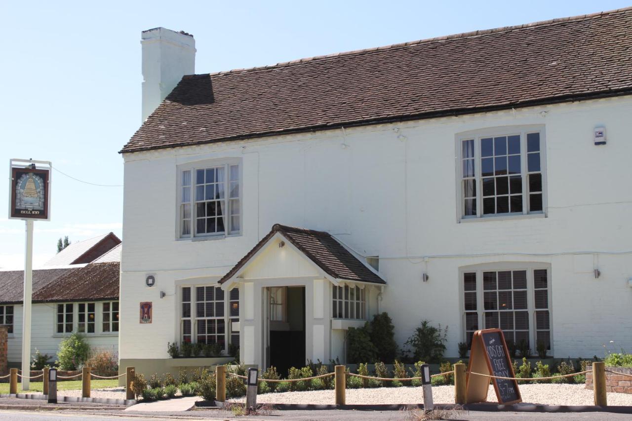 The Bell Inn Worcester Extérieur photo