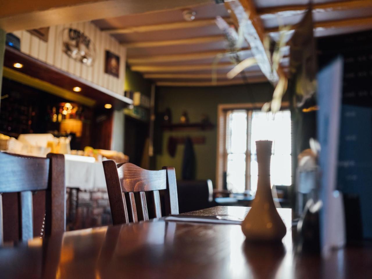 The Bell Inn Worcester Extérieur photo