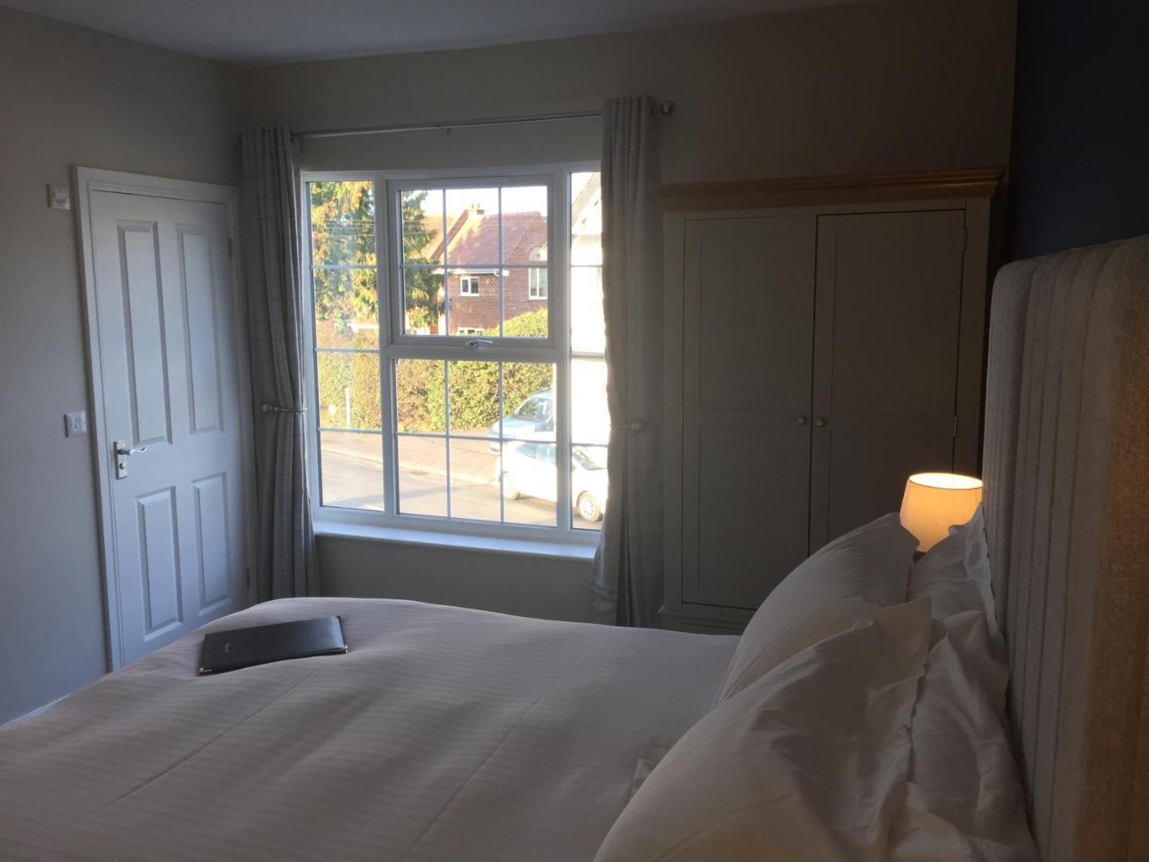 The Bell Inn Worcester Extérieur photo